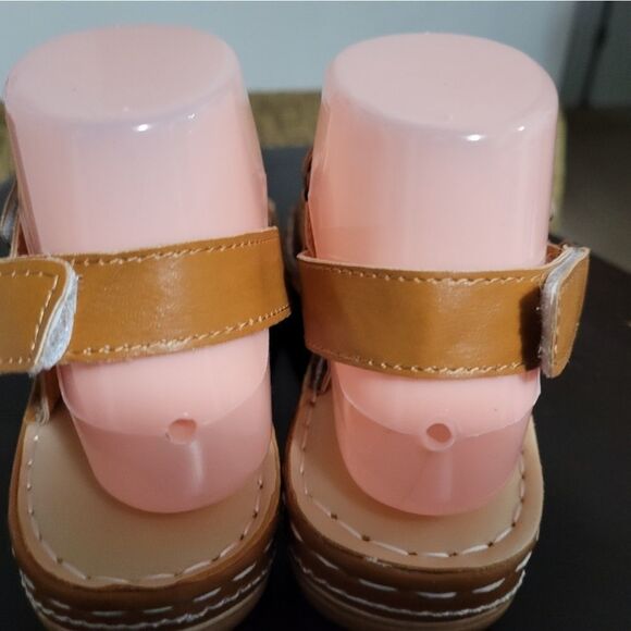 BRAND NEW BROWN OPEN TOE OPEN BACK STRAP SANDALS - Picture 11 of 16